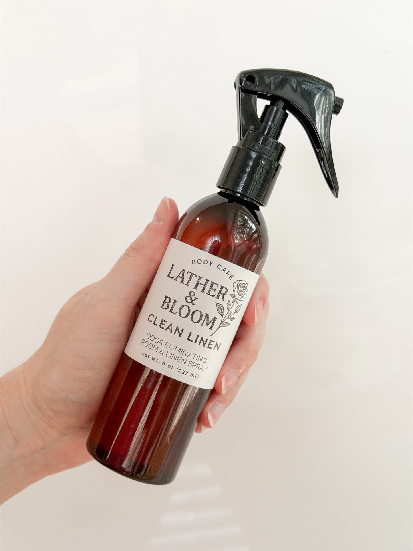 Odor Eliminating Room & Linen Spray | Clean Linen